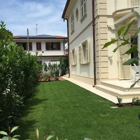 Manzoni 21 *